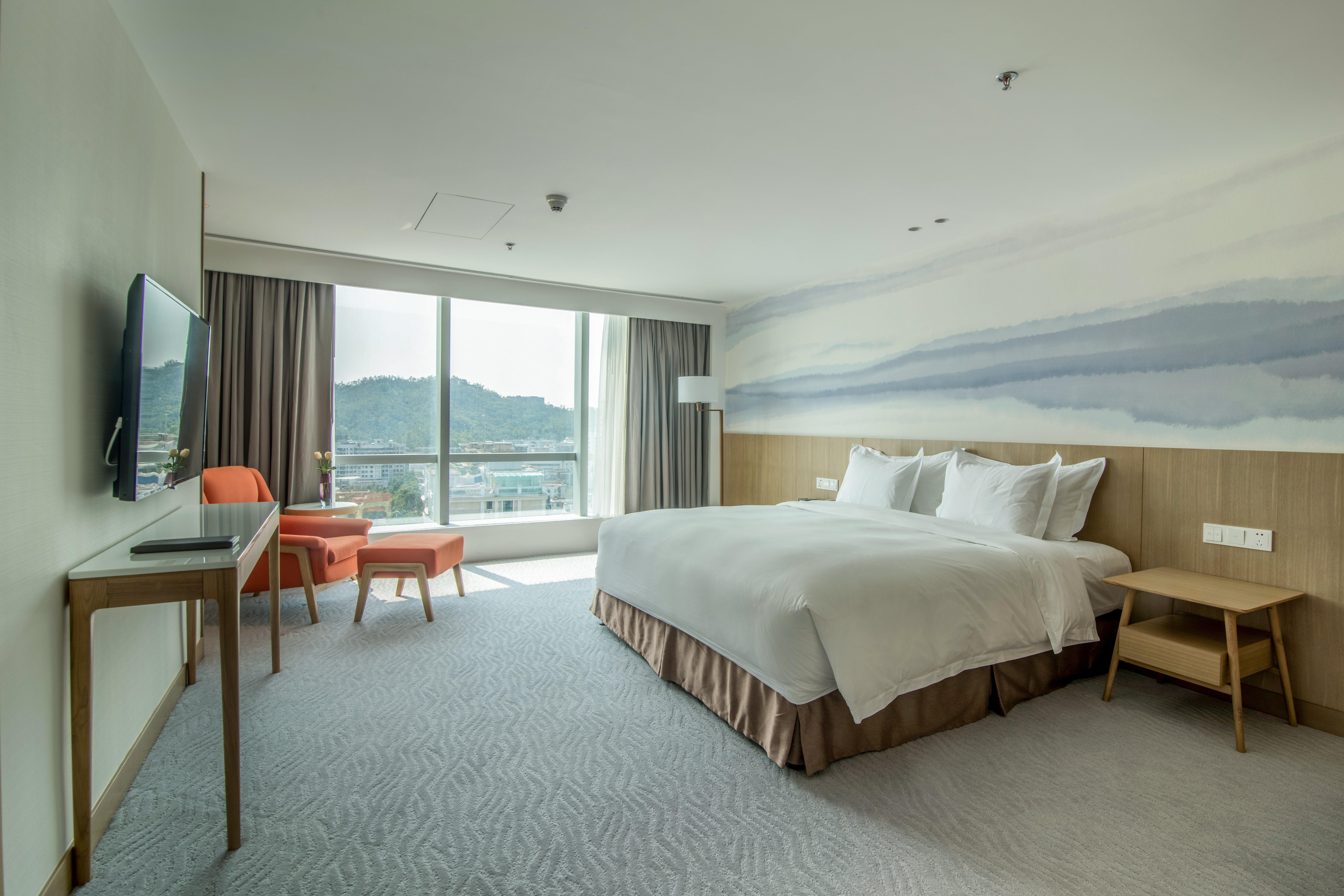 Crowne Plaza Zhuhai City Center By Ihg - Offers Free One-Way Shuttle To Chimelong Ocean Kingdom Esterno foto