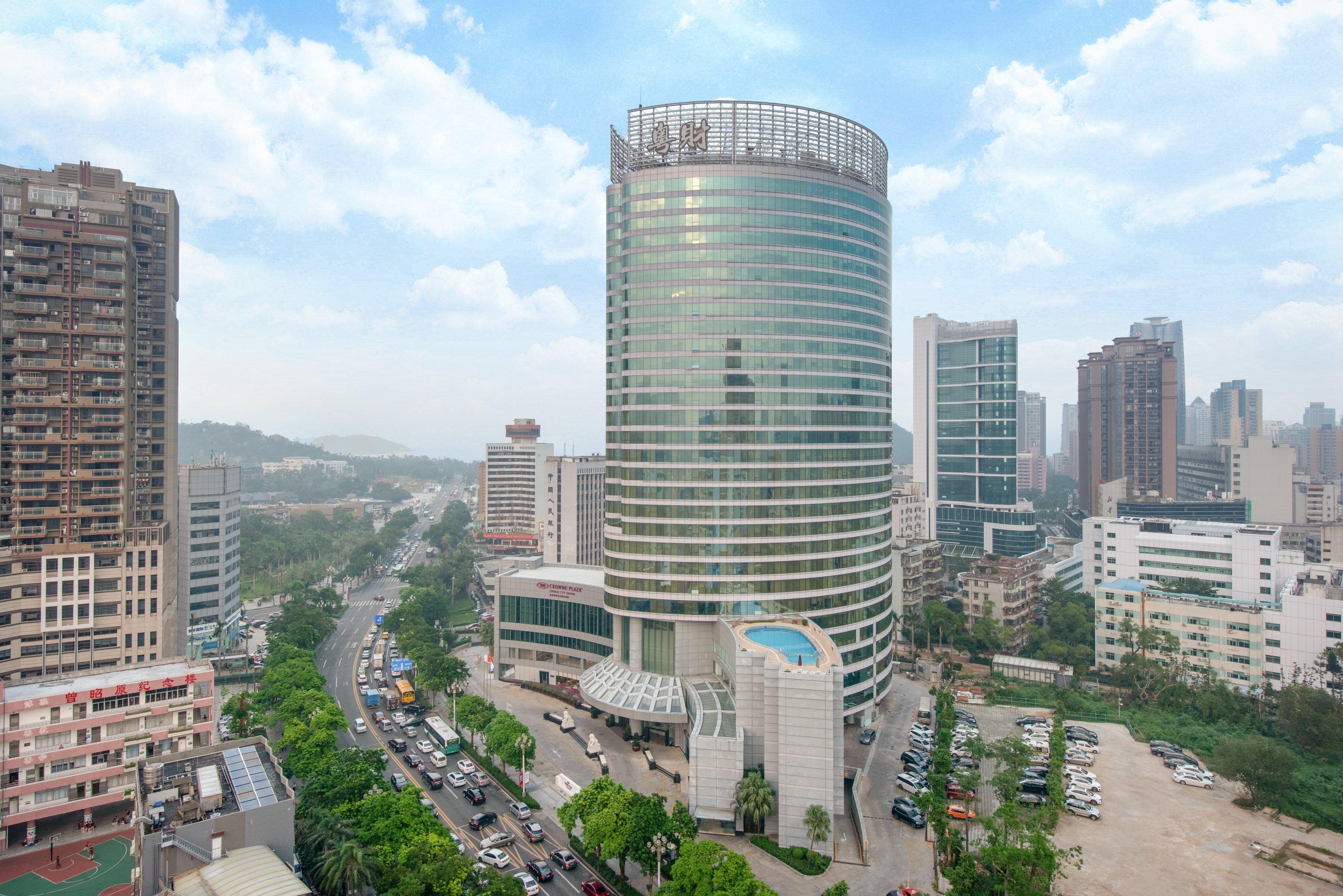 Crowne Plaza Zhuhai City Center By Ihg - Offers Free One-Way Shuttle To Chimelong Ocean Kingdom Esterno foto
