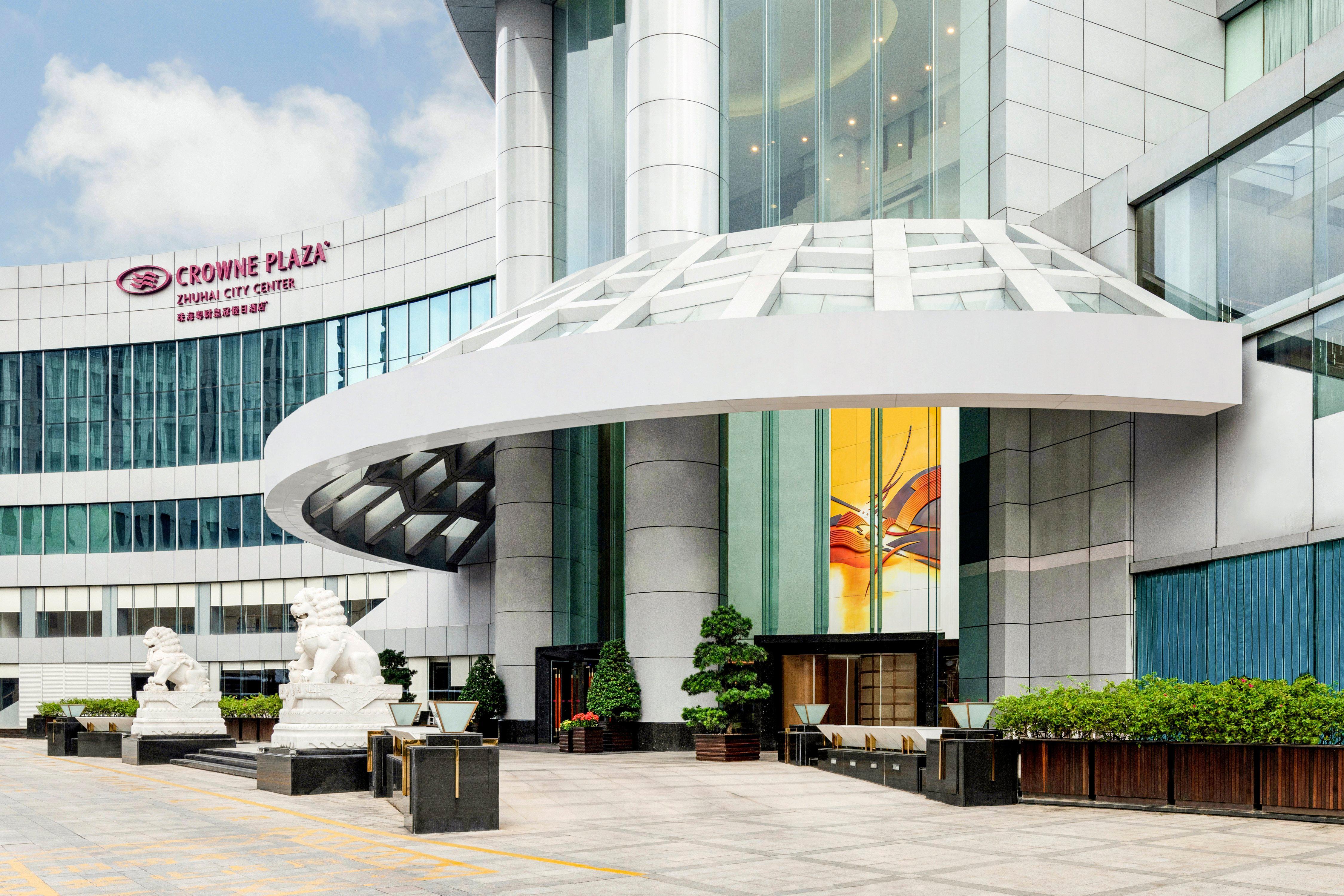 Crowne Plaza Zhuhai City Center By Ihg - Offers Free One-Way Shuttle To Chimelong Ocean Kingdom Esterno foto