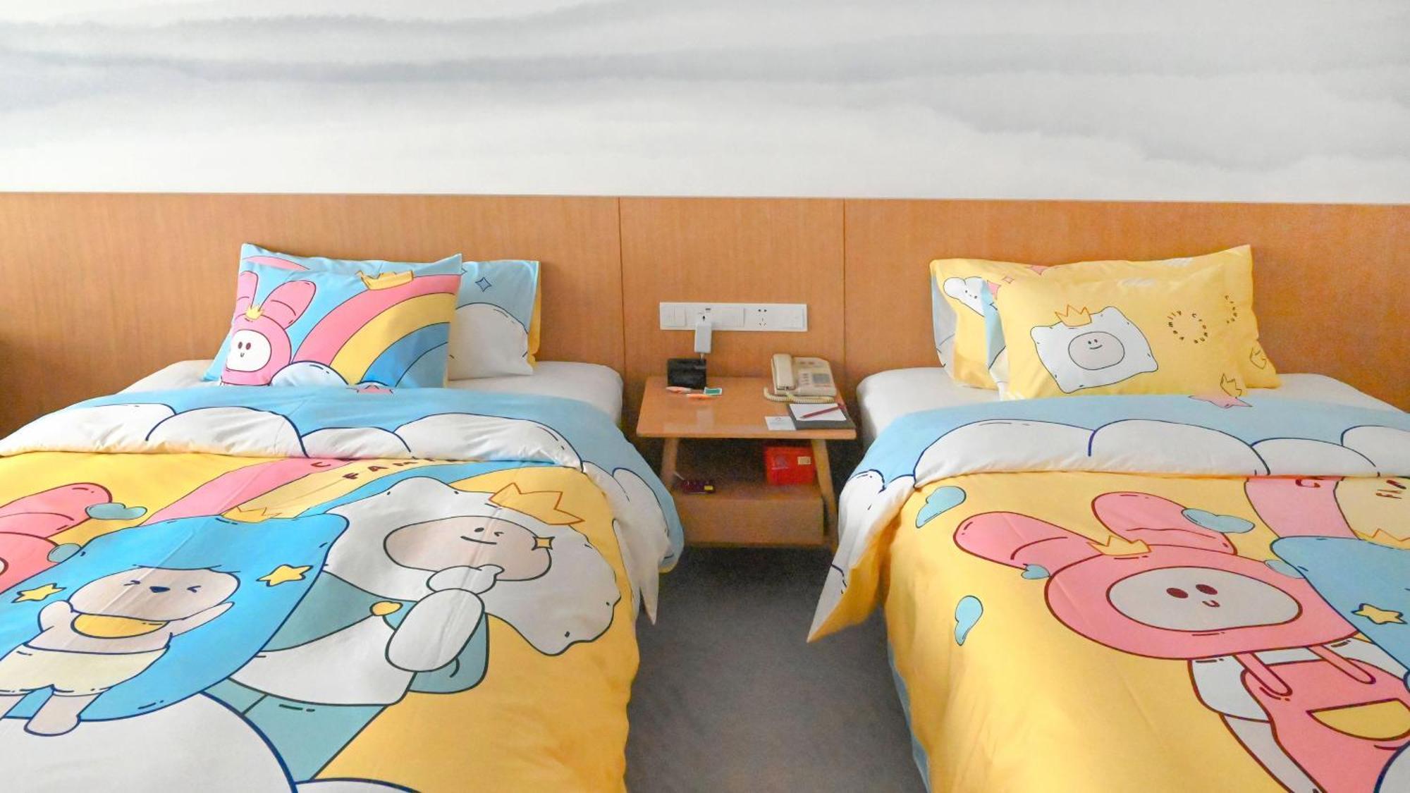 Crowne Plaza Zhuhai City Center By Ihg - Offers Free One-Way Shuttle To Chimelong Ocean Kingdom Esterno foto